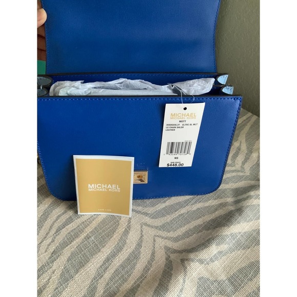 Michael Kors Mort Shoulder Purse - Picture 7 of 7